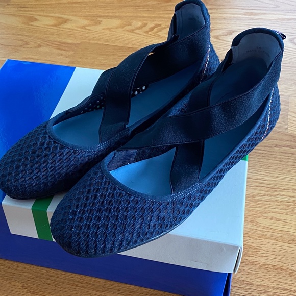 Tory Burch Sport NIB Navy Mesh Ballet Flats (8) - Picture 1 of 10